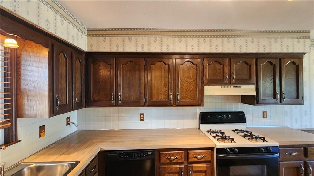Photo 42 of 92 - 20405 S Cottonwood Drive