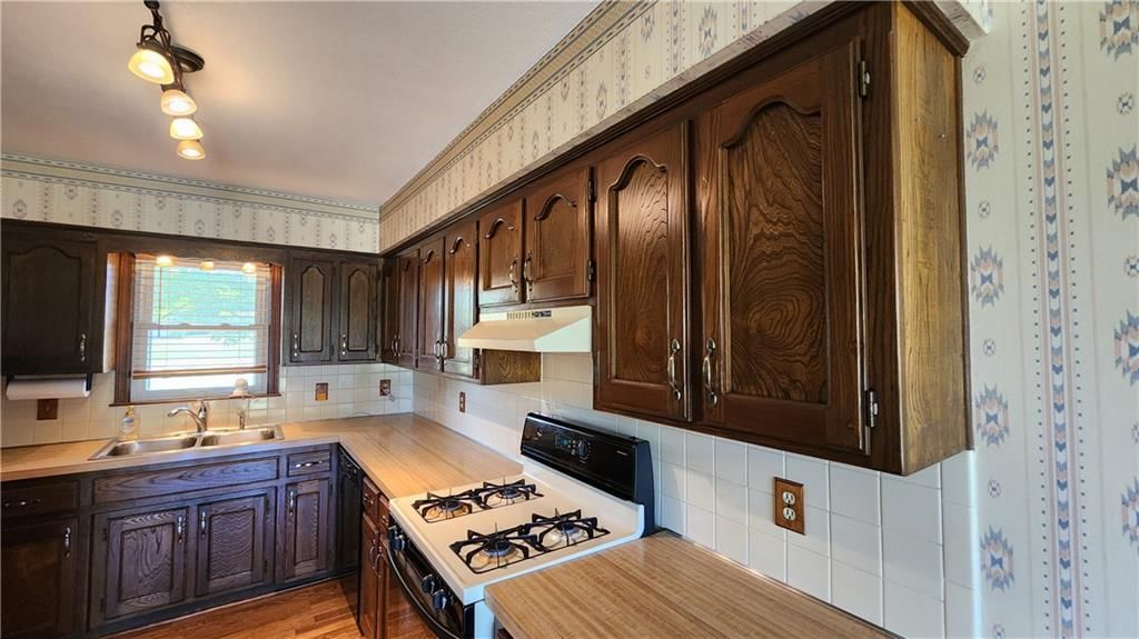 Photo 50 of 92 - 20405 S Cottonwood Drive