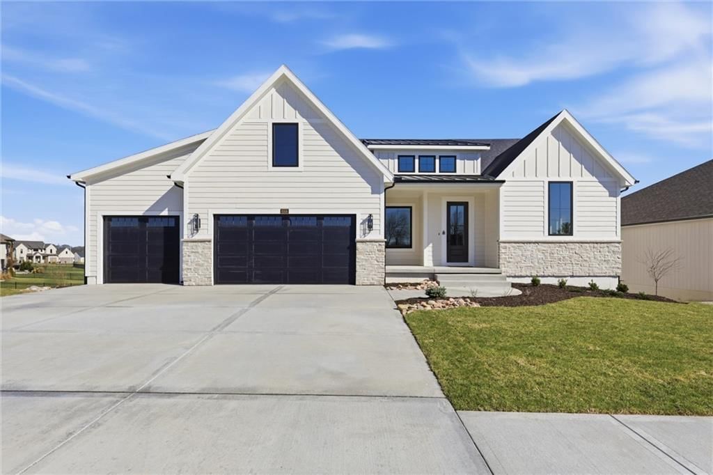 8308 NE 76TH Terrace, Kansas City, MO
