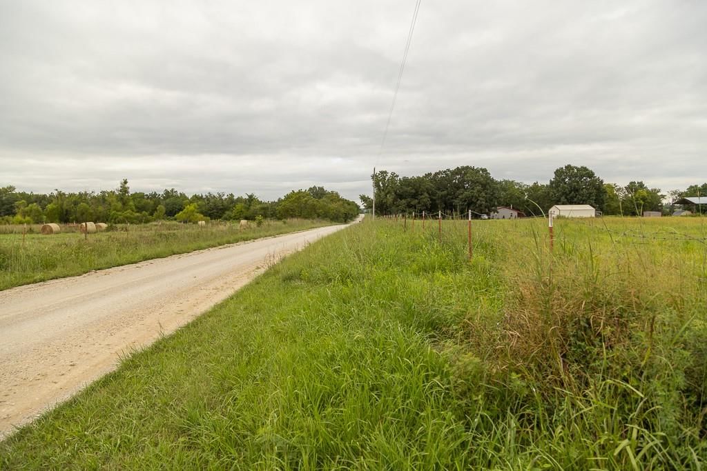 Photo 31 of 44 - 6629 Read Road