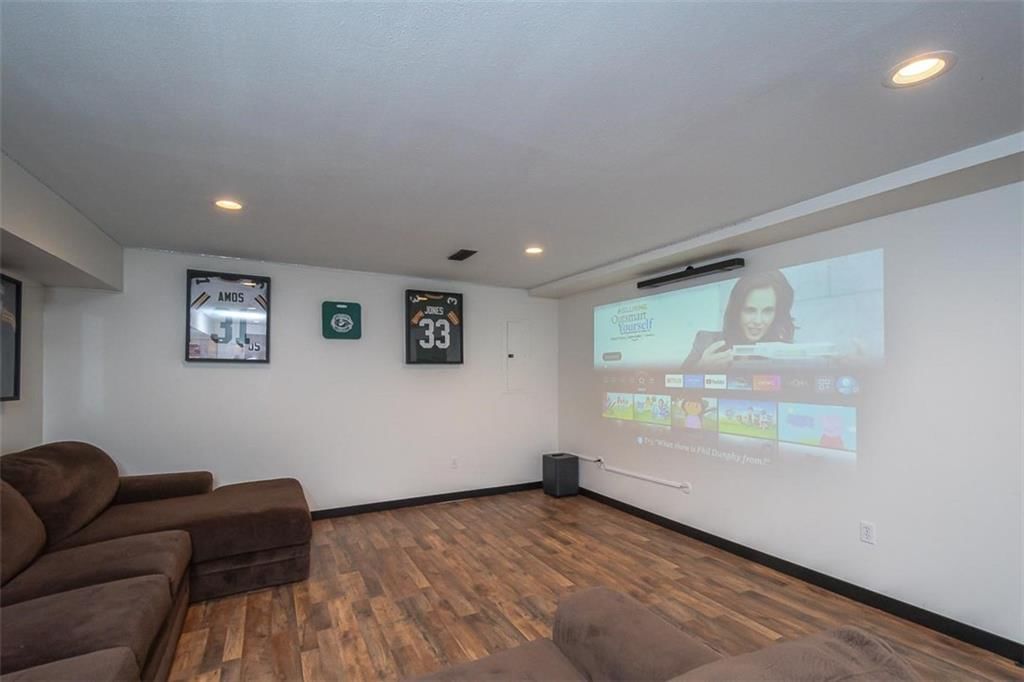 Photo 37 of 57 - 4514 Strong Avenue