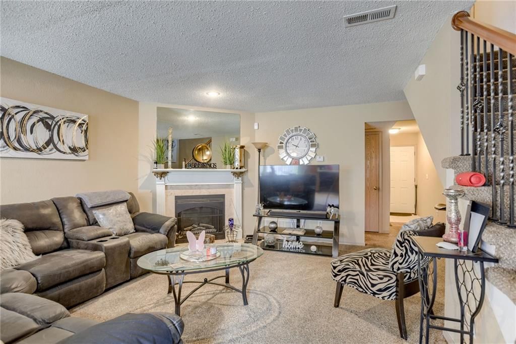 10543 E 46 Terrace — photo 5