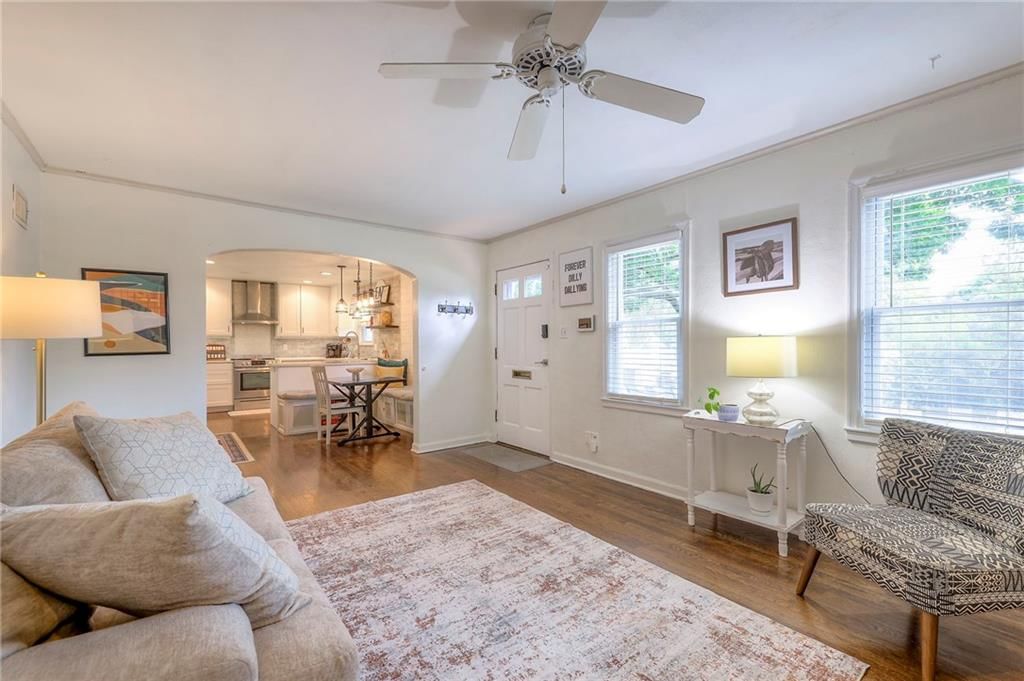 5806 Russell Street — photo 6