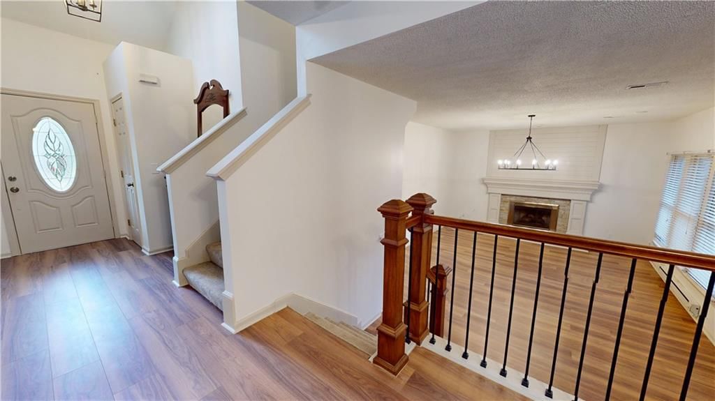 1733 Welleslay Lane — photo 12