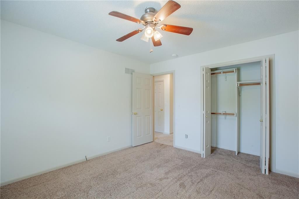 1733 Welleslay Lane — photo 25