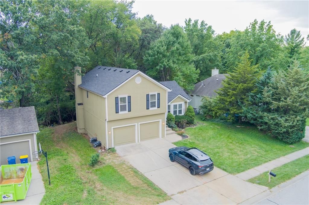 1733 Welleslay Lane — photo 45