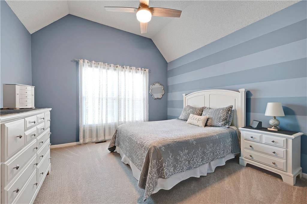 Photo 9 of 28 - 14553 W 138th Place