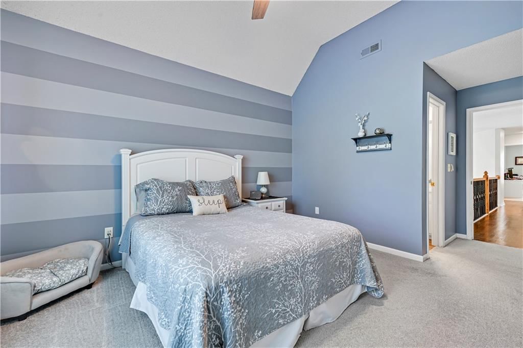Photo 10 of 28 - 14553 W 138th Place