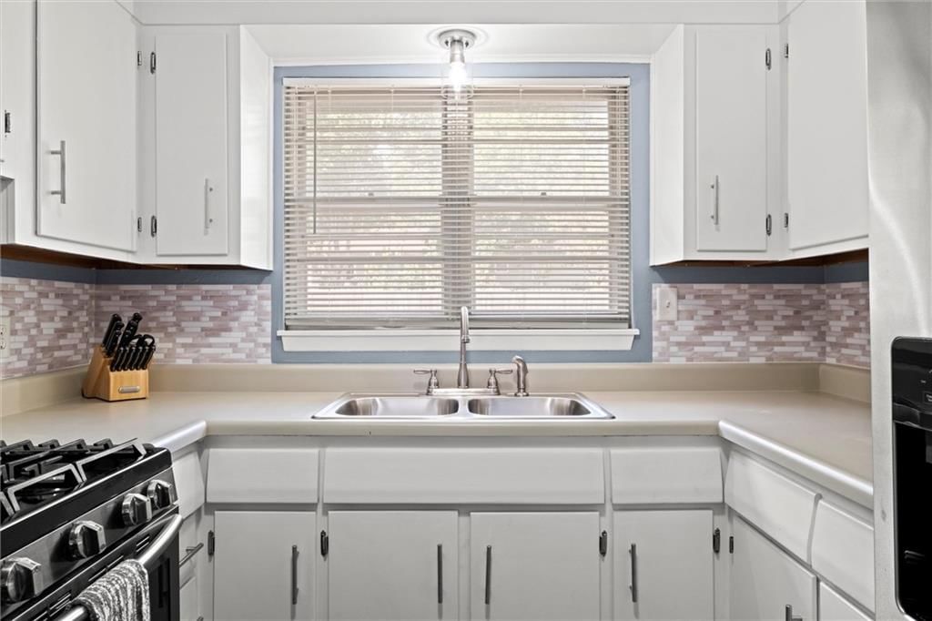 4504 E 112th street Street — photo 10