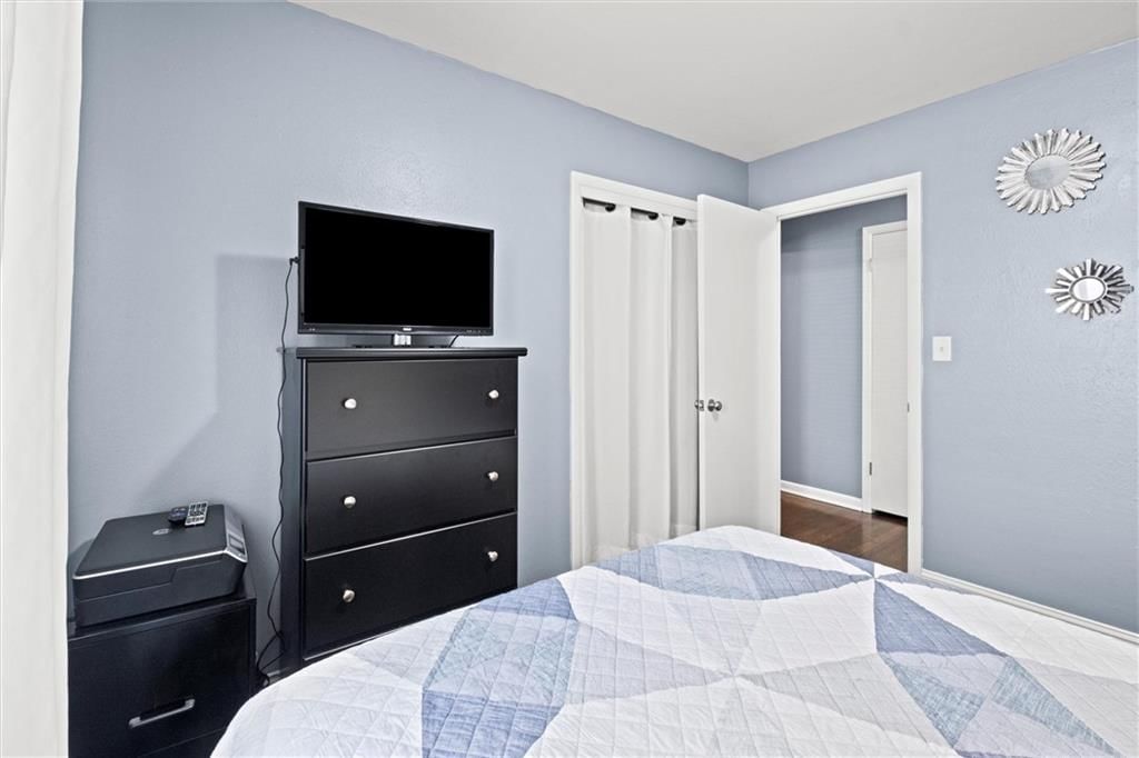 4504 E 112th street Street — photo 15
