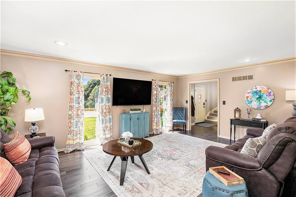 11909 Avila Drive — photo 16