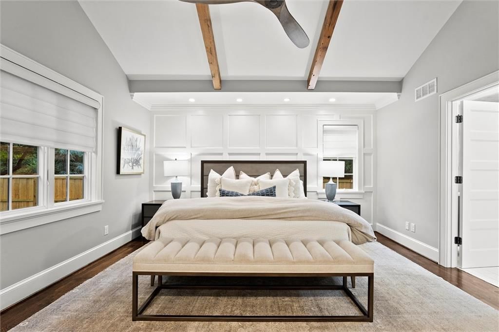 Photo 28 of 50 - 3820 W 66th Street