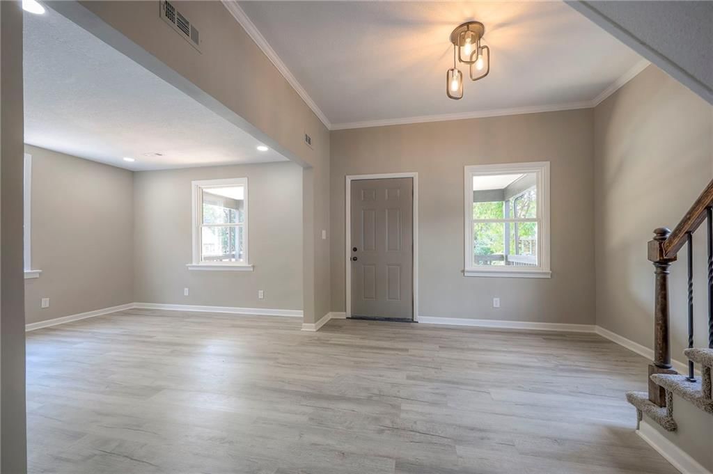 1720 Lake Avenue — photo 7