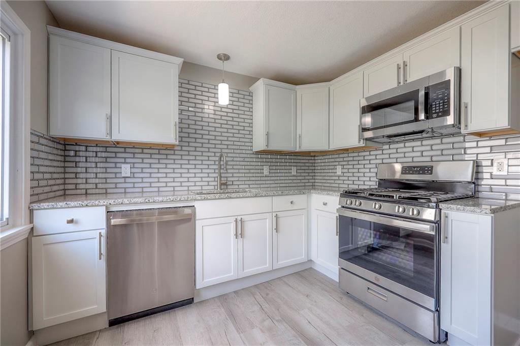 1720 Lake Avenue — photo 10