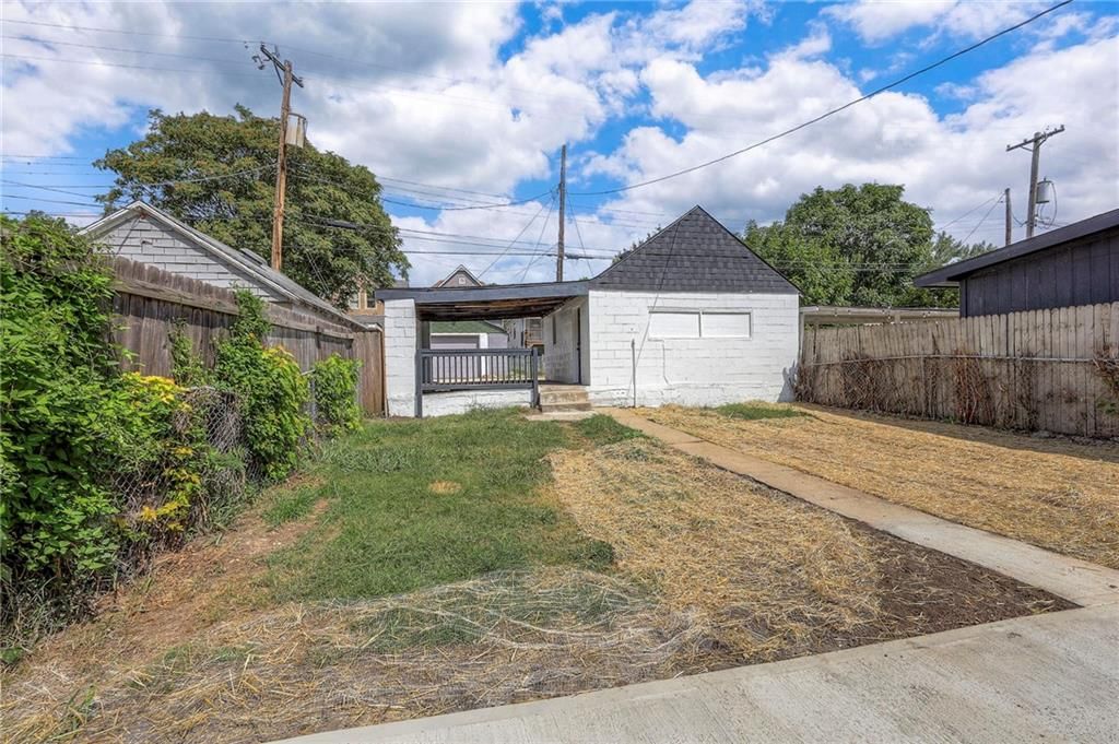 1720 Lake Avenue — photo 29