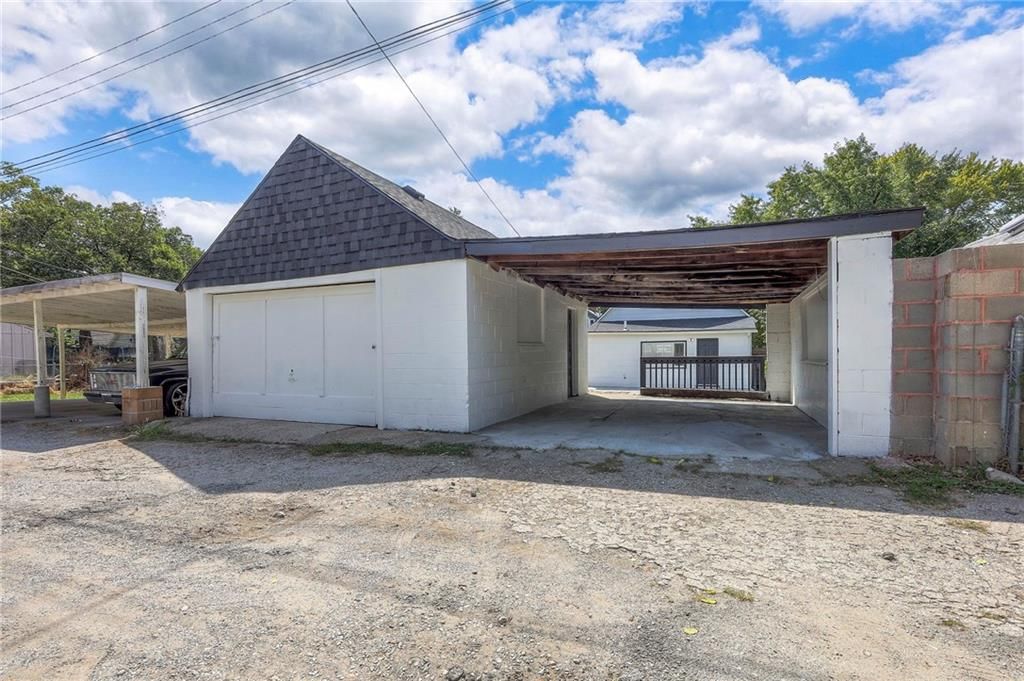 1720 Lake Avenue — photo 31