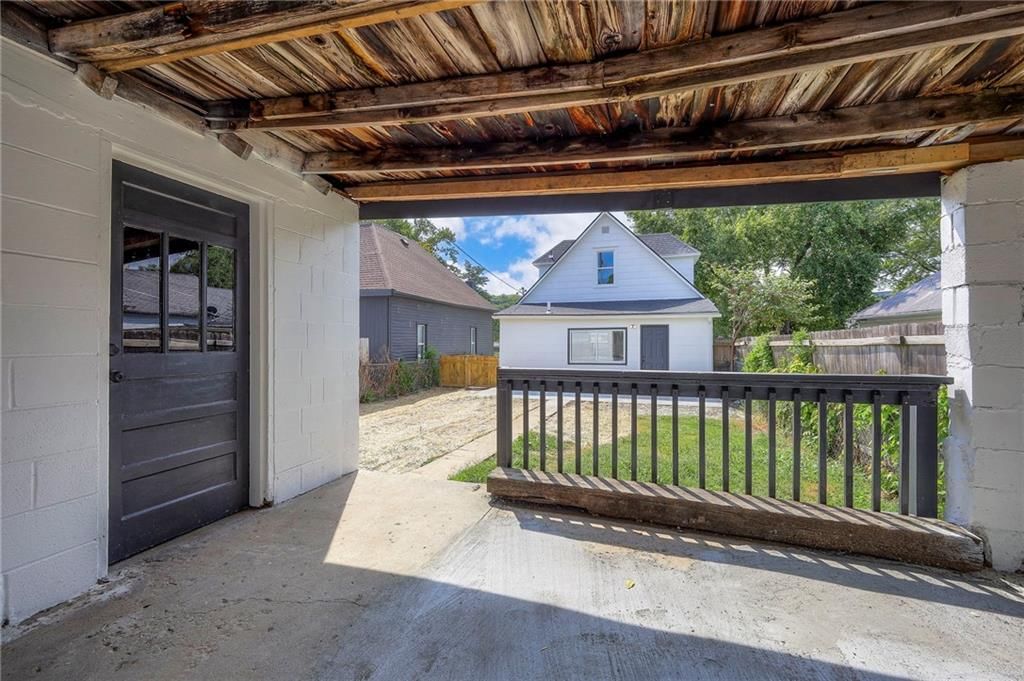 1720 Lake Avenue — photo 32