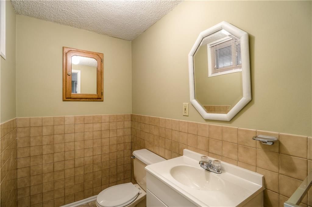 Photo 23 of 30 - 1709 N Hanover Avenue
