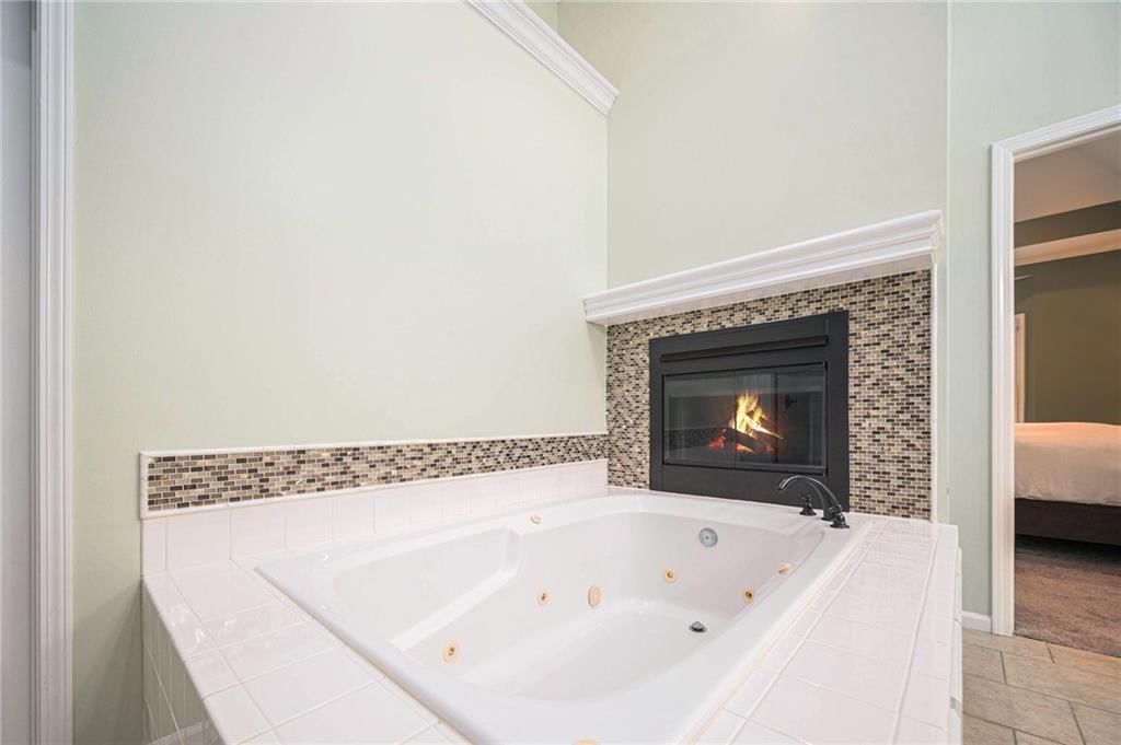 4528 W 140th Street — photo 26