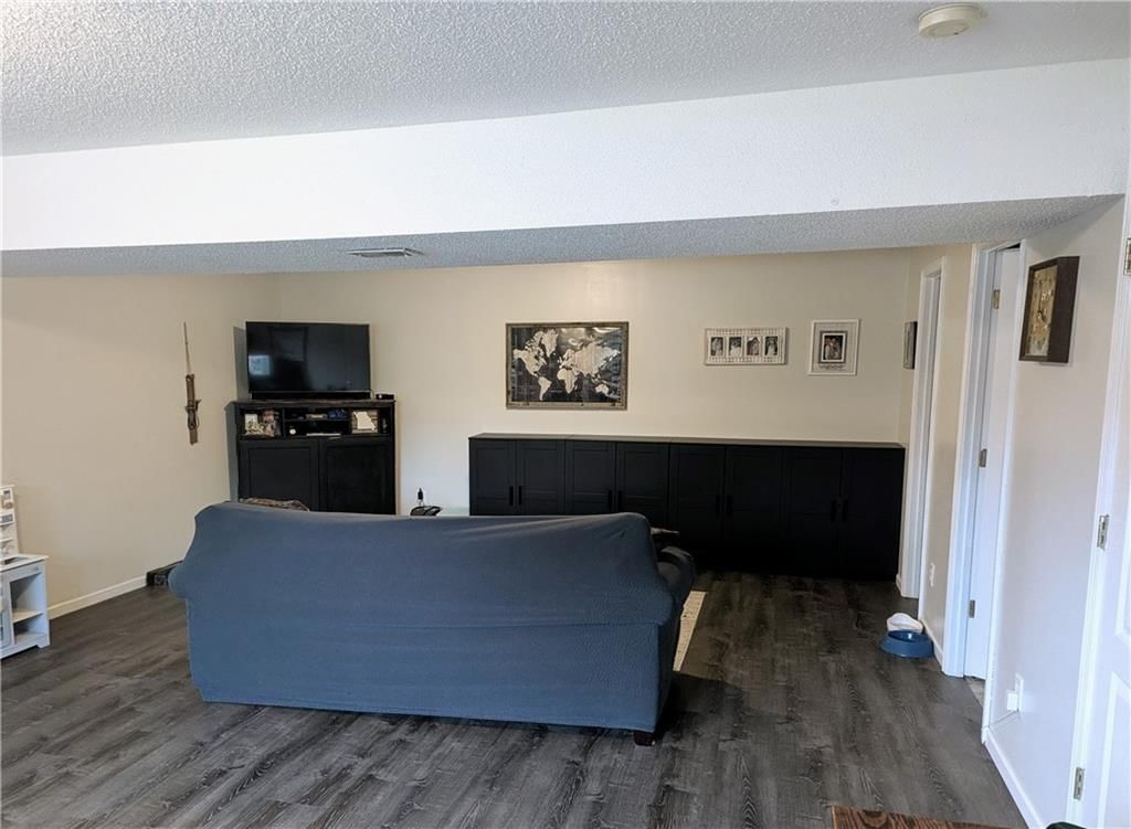1402 Tabitha Lane — photo 18