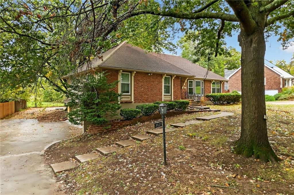 3601 S Delaware Avenue — photo 3