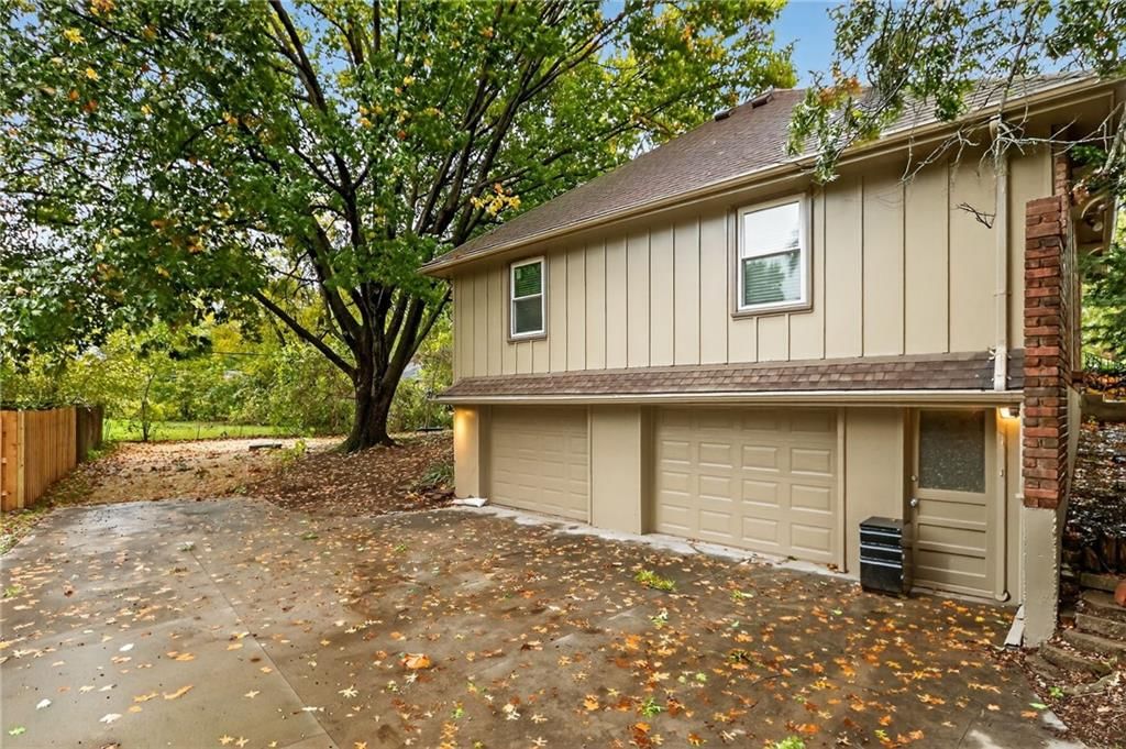 3601 S Delaware Avenue — photo 4