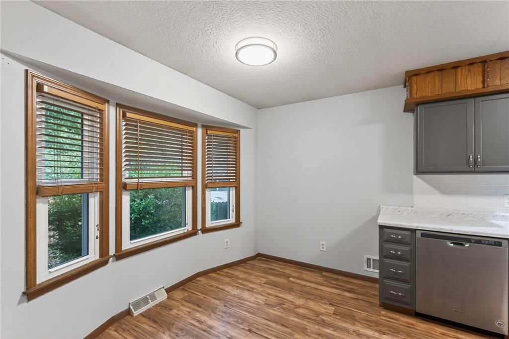 3601 S Delaware Avenue — photo 17
