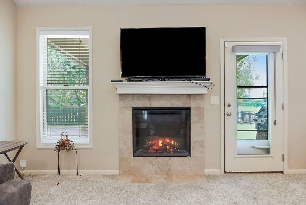Photo 9 of 30 - 640 SW Crestview Drive