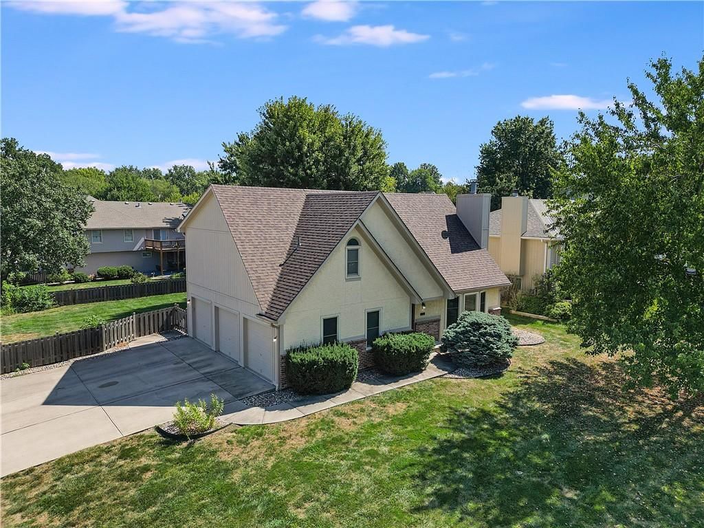 Photo 19 of 19 - 917 Kenwood Drive