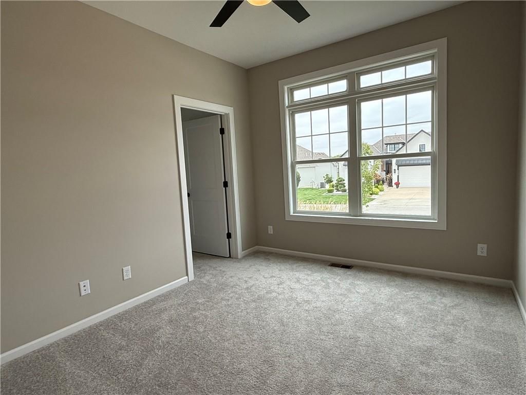 4133 NE Dearborn Lane — photo 23