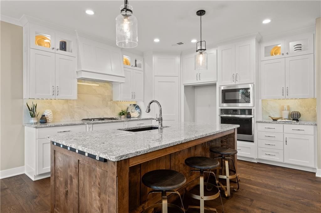 4367 NE Hideaway Drive — photo 12
