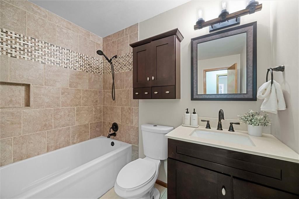 613 SE Bugle Court — photo 18
