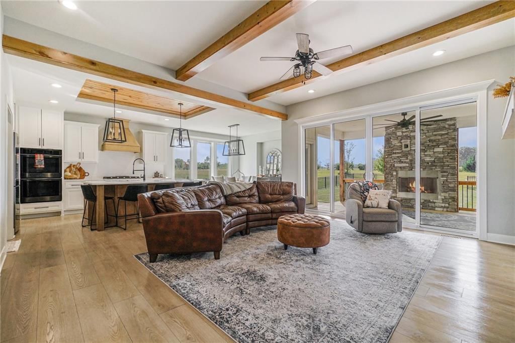 22710 Shadow Ridge Drive — photo 4