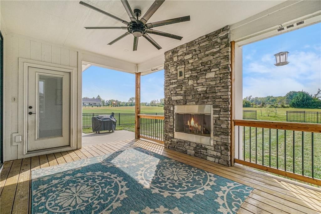 22710 Shadow Ridge Drive — photo 37