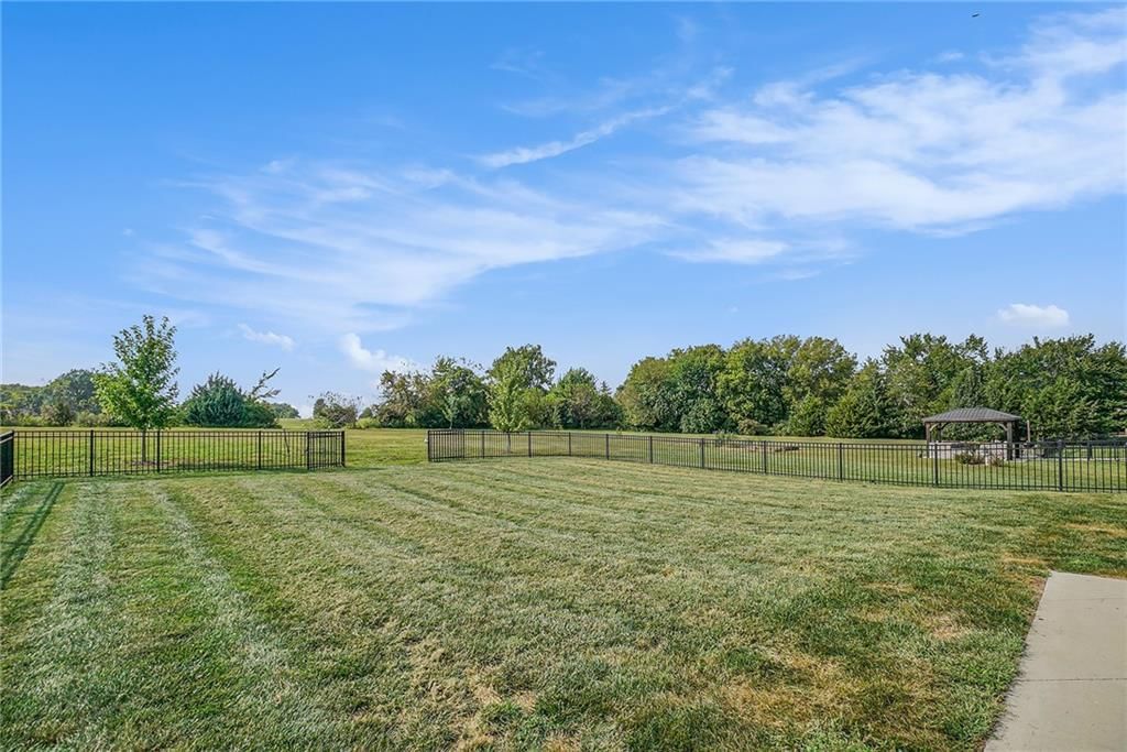 22710 Shadow Ridge Drive — photo 41