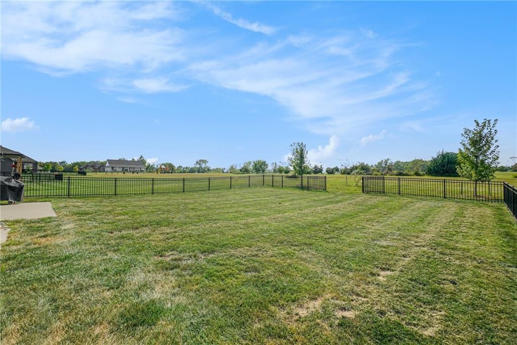 22710 Shadow Ridge Drive — photo 43