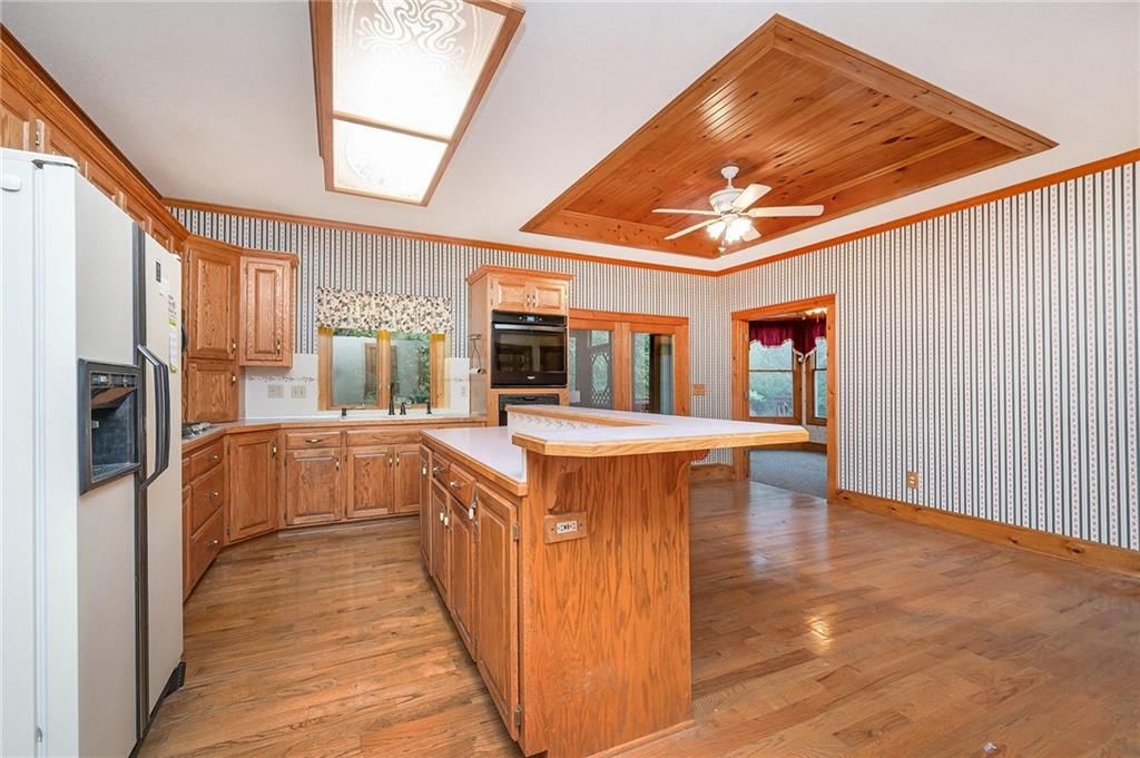 8250 Ravenswood Lane — photo 12