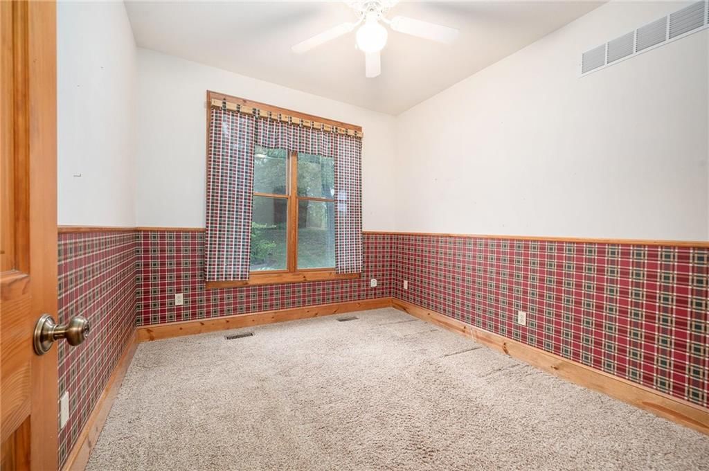 8250 Ravenswood Lane — photo 14