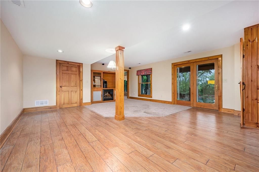 8250 Ravenswood Lane — photo 25