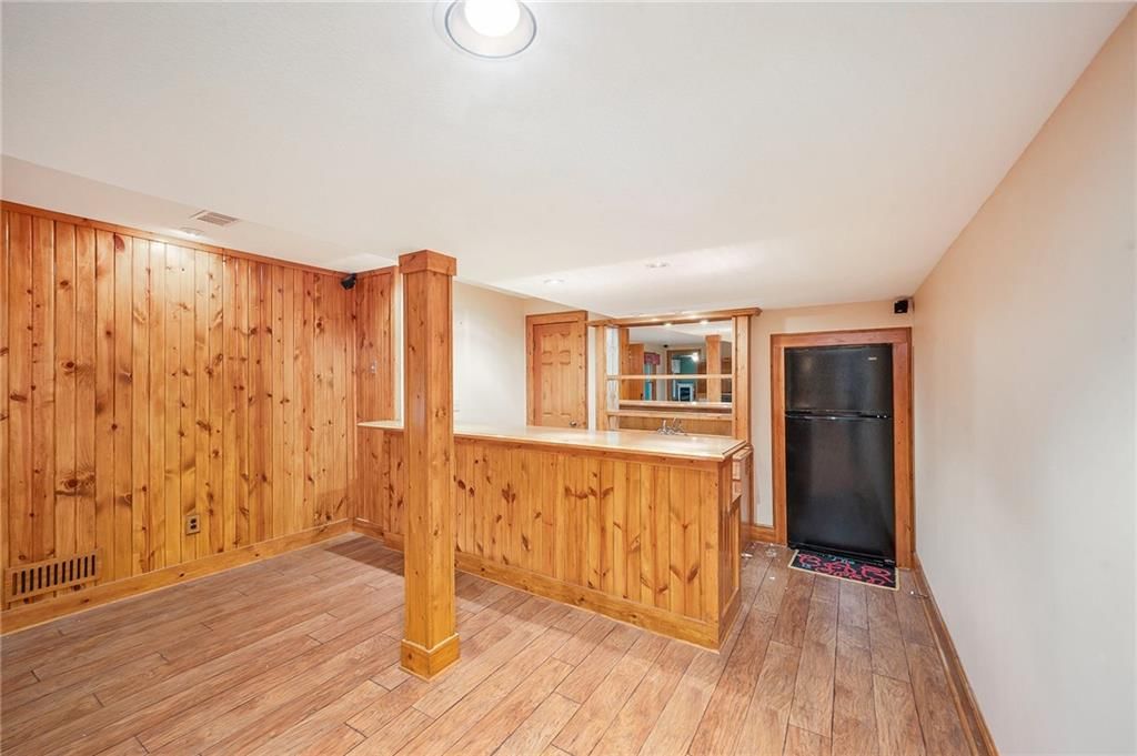 8250 Ravenswood Lane — photo 27