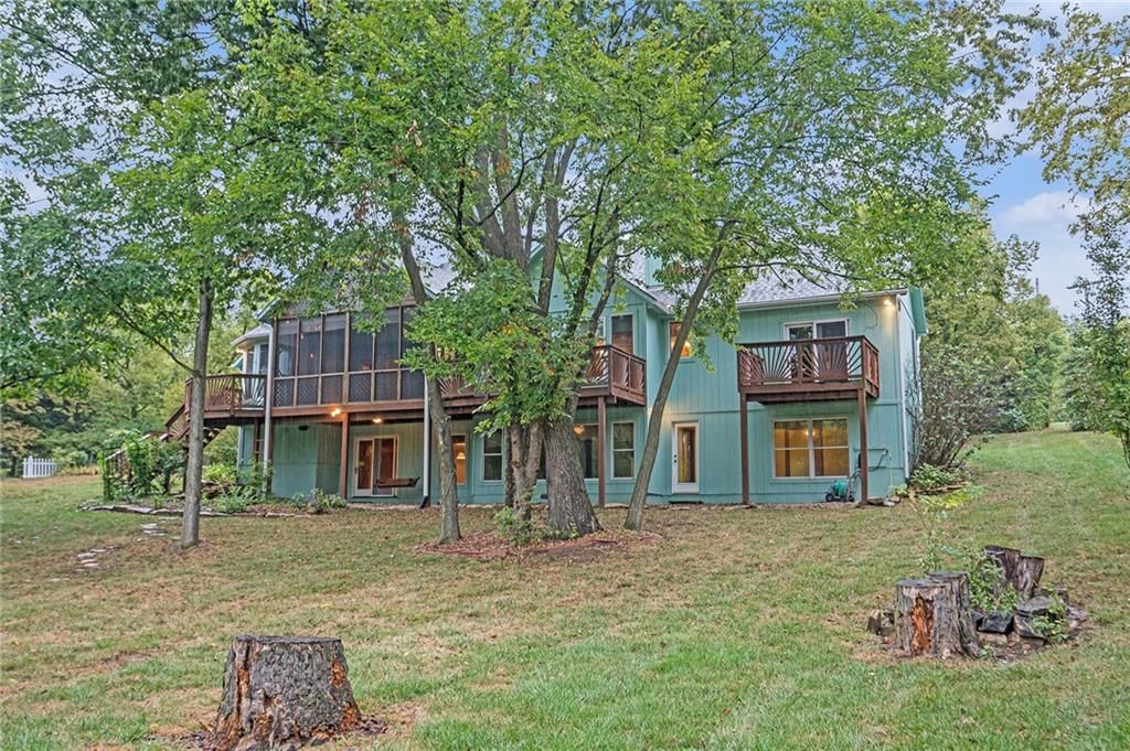 8250 Ravenswood Lane — photo 36