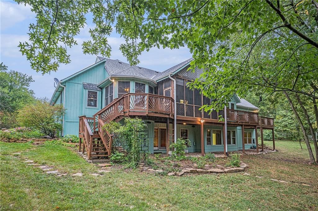 8250 Ravenswood Lane — photo 37
