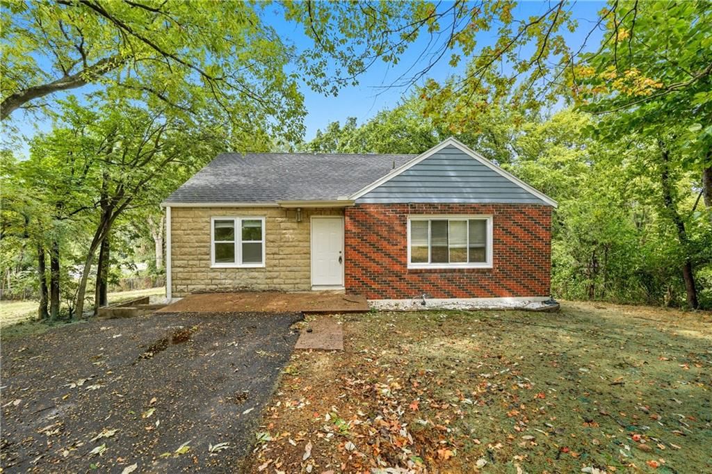 3644 N Woodland Avenue, Kansas City, MO