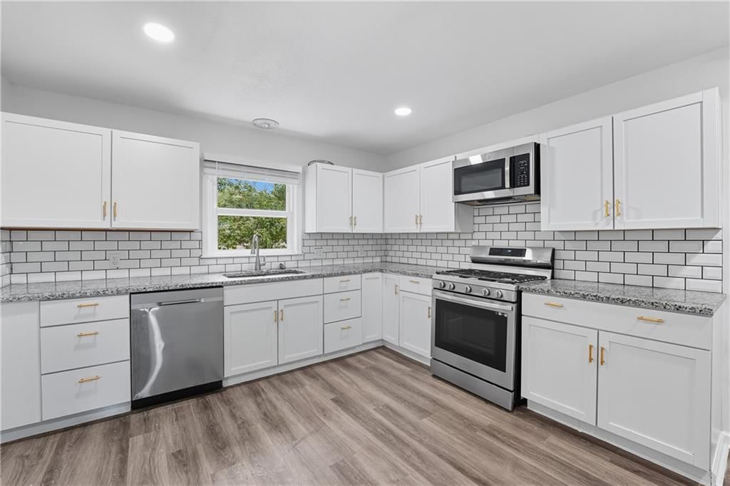 3644 N Woodland Avenue — photo 7