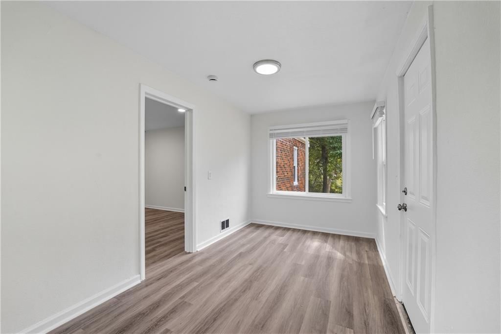3644 N Woodland Avenue — photo 24
