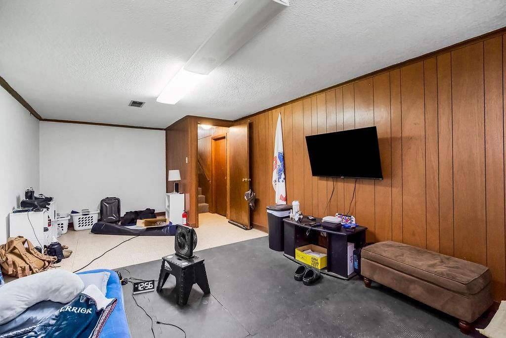1835 Miami Street — photo 13