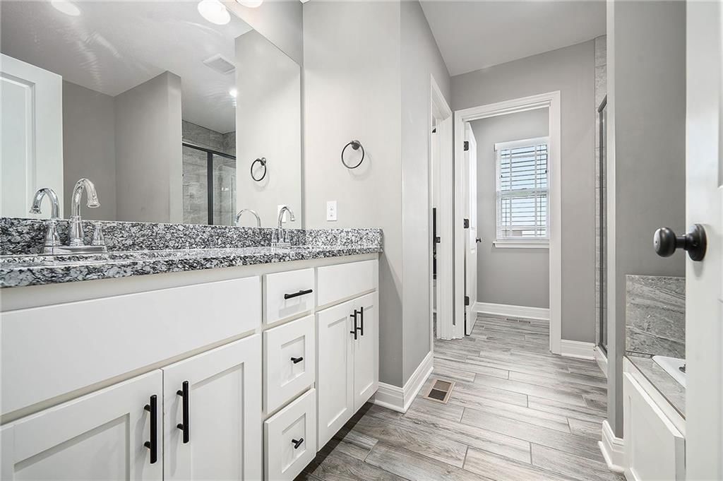 11303 Yecker Avenue — photo 14