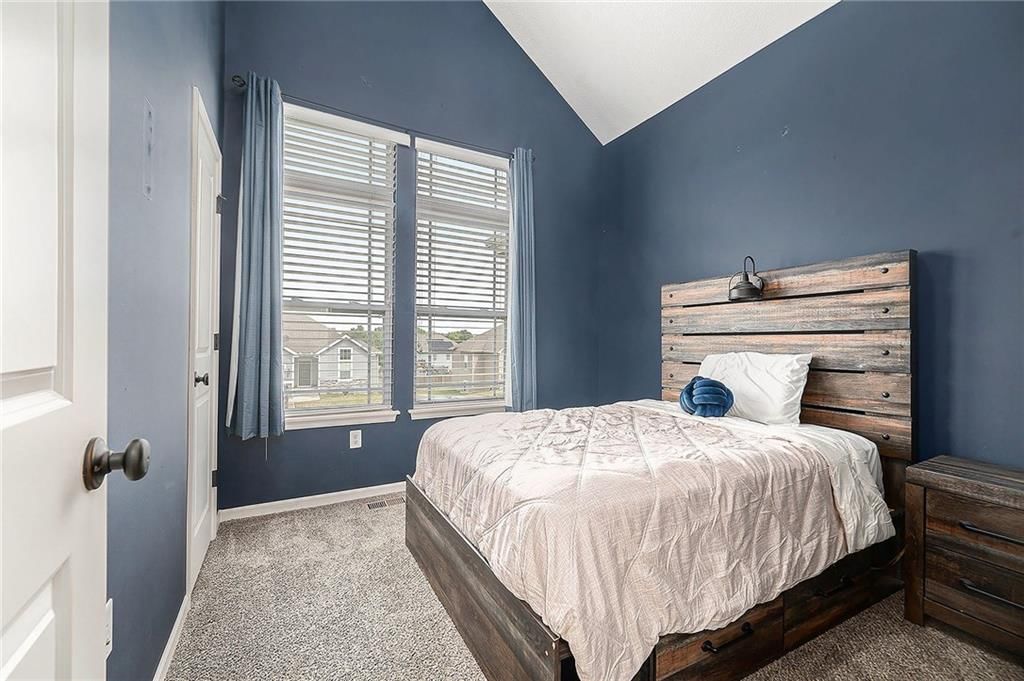 11303 Yecker Avenue — photo 17