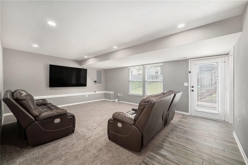 11303 Yecker Avenue — photo 21