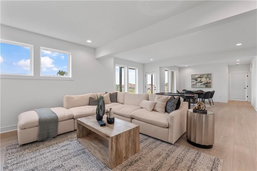 1504 NE Stewart Place — photo 49
